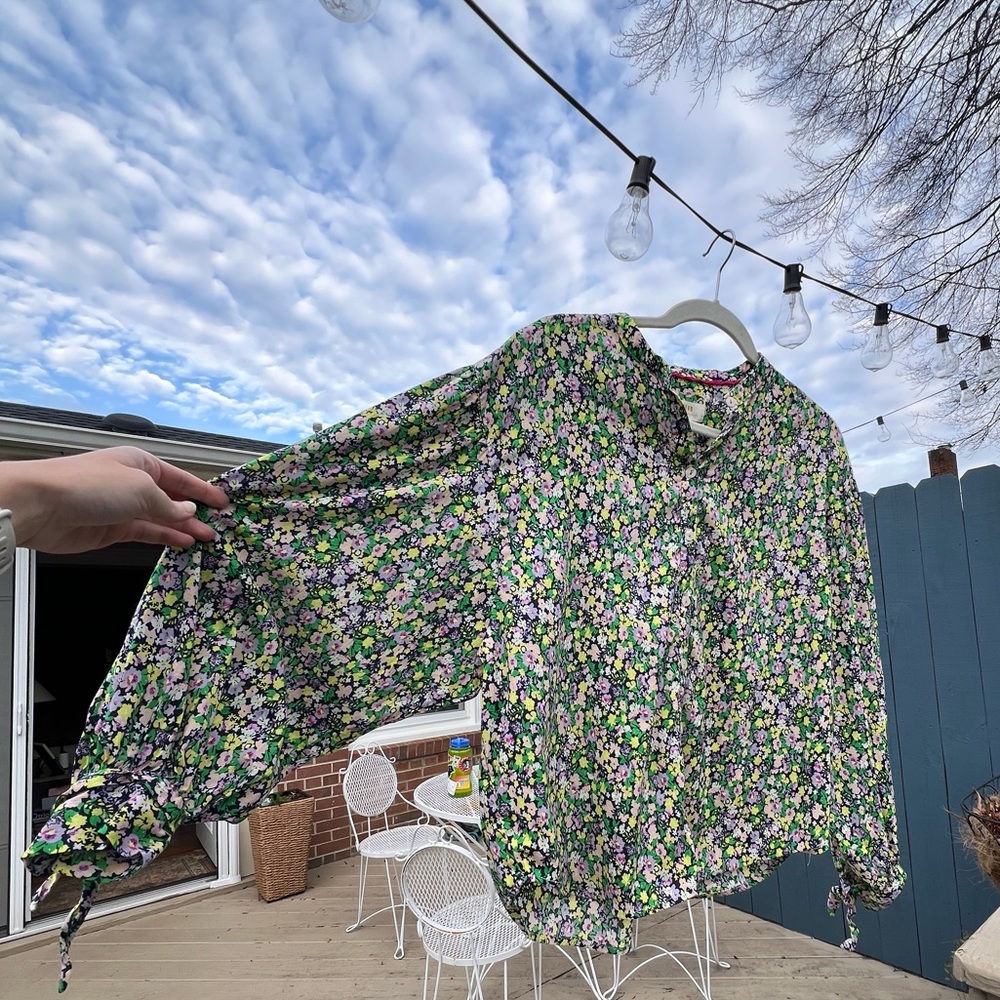 Floral Maeve Anthropologie M button up shirt with Balloon Sleeves
